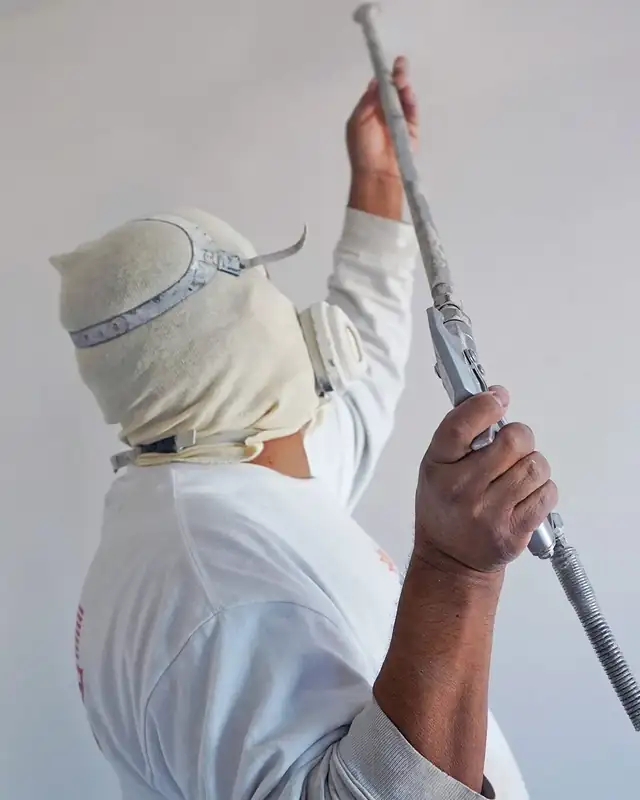 Spraying a ceiling